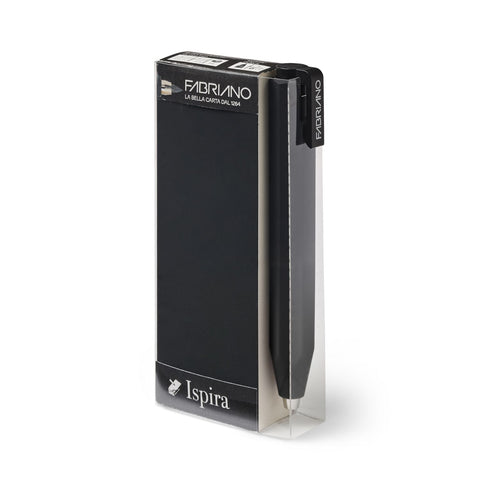 Fabriano Ispira Pocket Notepad Set comes with a choice of a 7B pencil or a black ink ballpoint pen. Version 2